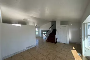 5953 W Cape Cod Dr, West Valley, UT 84128 - Photo 5