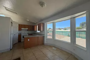 5953 W Cape Cod Dr, West Valley, UT 84128 - Photo 7