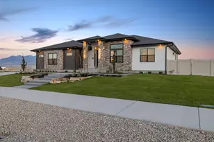 614 E Shelley Ln, Grantsville, UT 84029 - Photo 1