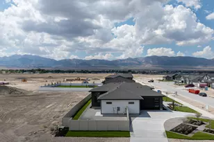 614 E Shelley Ln, Grantsville, UT 84029 - Photo 37