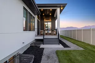 614 E Shelley Ln, Grantsville, UT 84029 - Photo 45