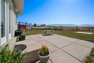 2821 W 2330 S, Syracuse, UT 84075 - Photo 39