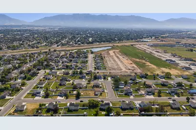 2821 W 2330 S, Syracuse, UT 84075 - Photo 59