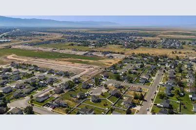2821 W 2330 S, Syracuse, UT 84075 - Photo 57