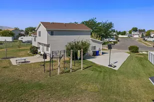 2821 W 2330 S, Syracuse, UT 84075 - Photo 43