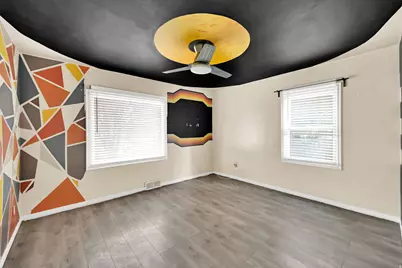 340 W Porter Ln, Centerville, UT 84014 - Photo 9
