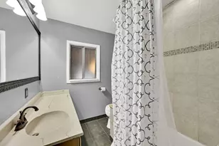 340 W Porter Ln, Centerville, UT 84014 - Photo 7
