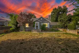 340 W Porter Ln, Centerville, UT 84014 - Photo 1
