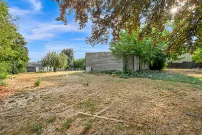 340 W Porter Ln, Centerville, UT 84014 - Photo 19