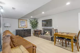 6807 S Pine Rock Cir E, Cottonwood Heights, UT 84121 - Photo 33