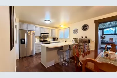 1236 E Violet Dr S, Sandy, UT 84094 - Photo 9