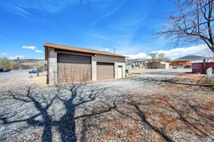 154 W Main St, Bicknell, UT 84715 - Photo 25