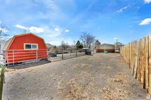 154 W Main St, Bicknell, UT 84715 - Photo 23