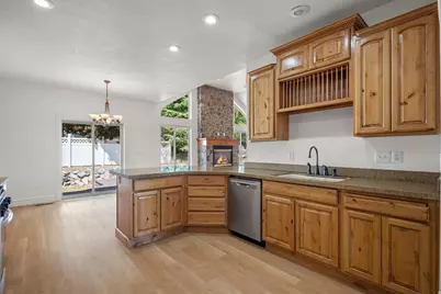1433 E 200 S, Lindon, UT 84042 - Photo 11