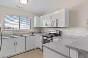 1079 W 965 N, Orem, UT 84057 - Photo 3