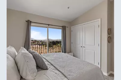 1079 W 965 N #403, Orem, UT 84057 - Photo 13