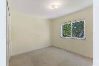 1112 S Topaz Rd E, Saratoga Springs, UT 84045 - Photo 19