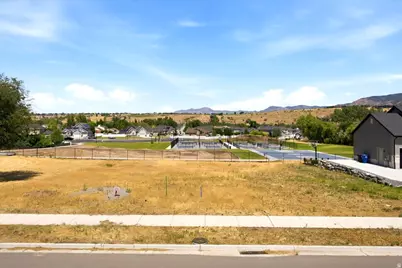532 E Iris Ln, South Weber, UT 84405 - Photo 3