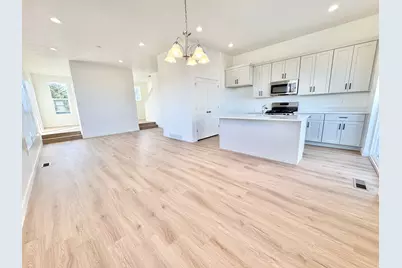 1650 N Main St, Layton, UT 84041 - Photo 5