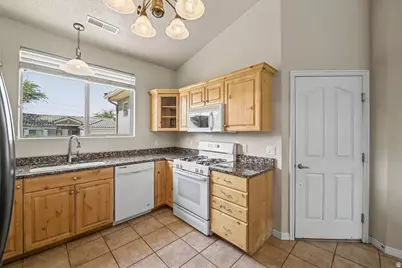 1173 W Snow Pkwy #63, Saint George, UT 84770 - Photo 7