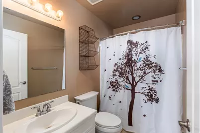 244 W Dimaggio Dr, Tooele, UT 84074 - Photo 9