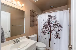244 W Dimaggio Dr, Tooele, UT 84074 - Photo 9