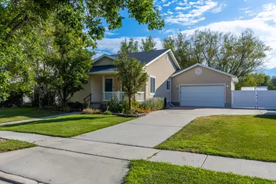 244 W Dimaggio Dr, Tooele, UT 84074 - Photo 21
