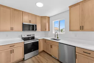 1965 W Black Angus Dr, Salt Lake City, UT 84116 - Photo 3