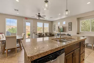 4257 E Razor Dr, Washington, UT 84780 - Photo 27