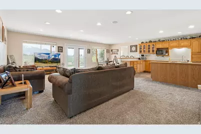 3847 W 6800 St S, Benjamin, UT 84660 - Photo 11