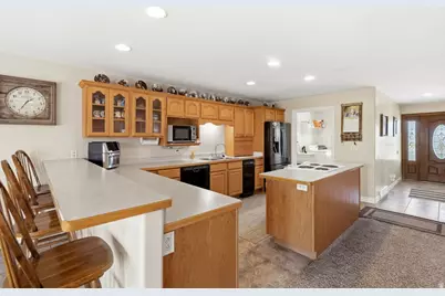 3847 W 6800 St S, Benjamin, UT 84660 - Photo 13