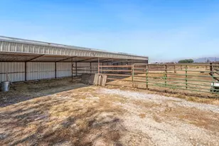 3847 W 6800 St S, Benjamin, UT 84660 - Photo 3