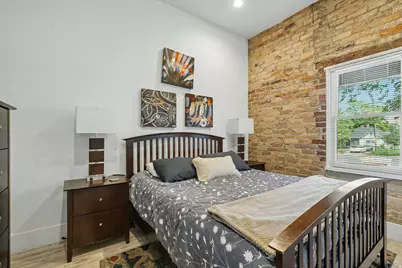 235 W 400 N, Salt Lake City, UT 84103 - Photo 33