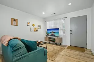 235 W 400 N, Salt Lake City, UT 84103 - Photo 11