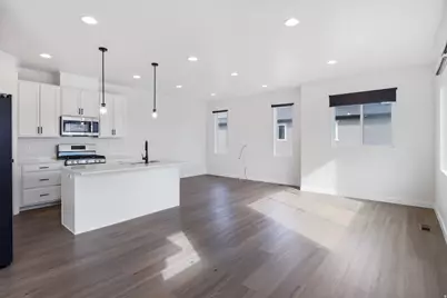 470 S 720 W, American Fork, UT 84003 - Photo 5