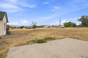 614 W Hwy 138, Grantsville, UT 84029 - Photo 25