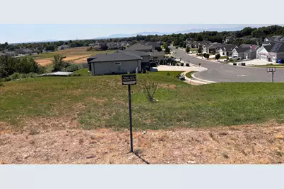 961 E 2050 N #29, North Ogden, UT 84414 - Photo 5