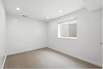 2260 N 1085 W, Layton, UT 84041 - Photo 33