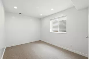 2260 N 1085 W, Layton, UT 84041 - Photo 33
