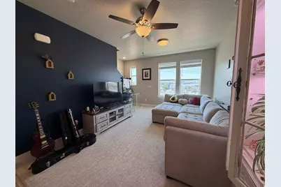 898 S 2560 E, Spanish Fork, UT 84660 - Photo 13