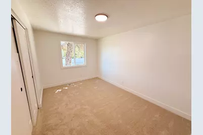 1114 W 4650 S, Riverdale, UT 84405 - Photo 9