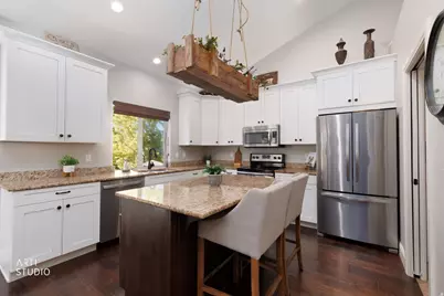 1057 W 300 N, Lehi, UT 84043 - Photo 17