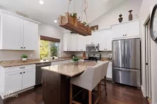 1057 W 300 N, Lehi, UT 84043 - Photo 17