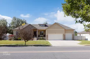 1057 W 300 N, Lehi, UT 84043 - Photo 1