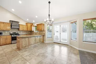 755 N 400 E, Springville, UT 84663 - Photo 11