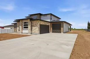 6264 W 4600 S, Hooper, UT 84315 - Photo 29