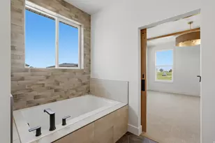 6264 W 4600 S, Hooper, UT 84315 - Photo 11