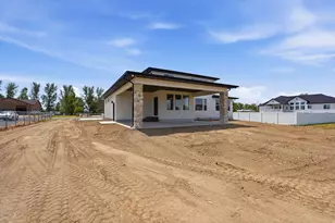 6264 W 4600 S, Hooper, UT 84315 - Photo 25