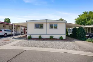 246 Guenevere St, North Salt Lake, UT 84054 - Photo 3