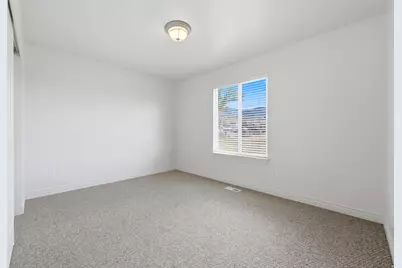 1884 E Shepard Ln, Lake Point, UT 84074 - Photo 15